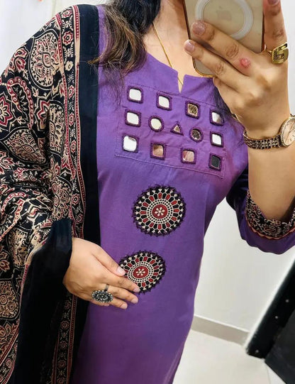 Elegant Purple Kurta Set with Statement Printed Dupatta